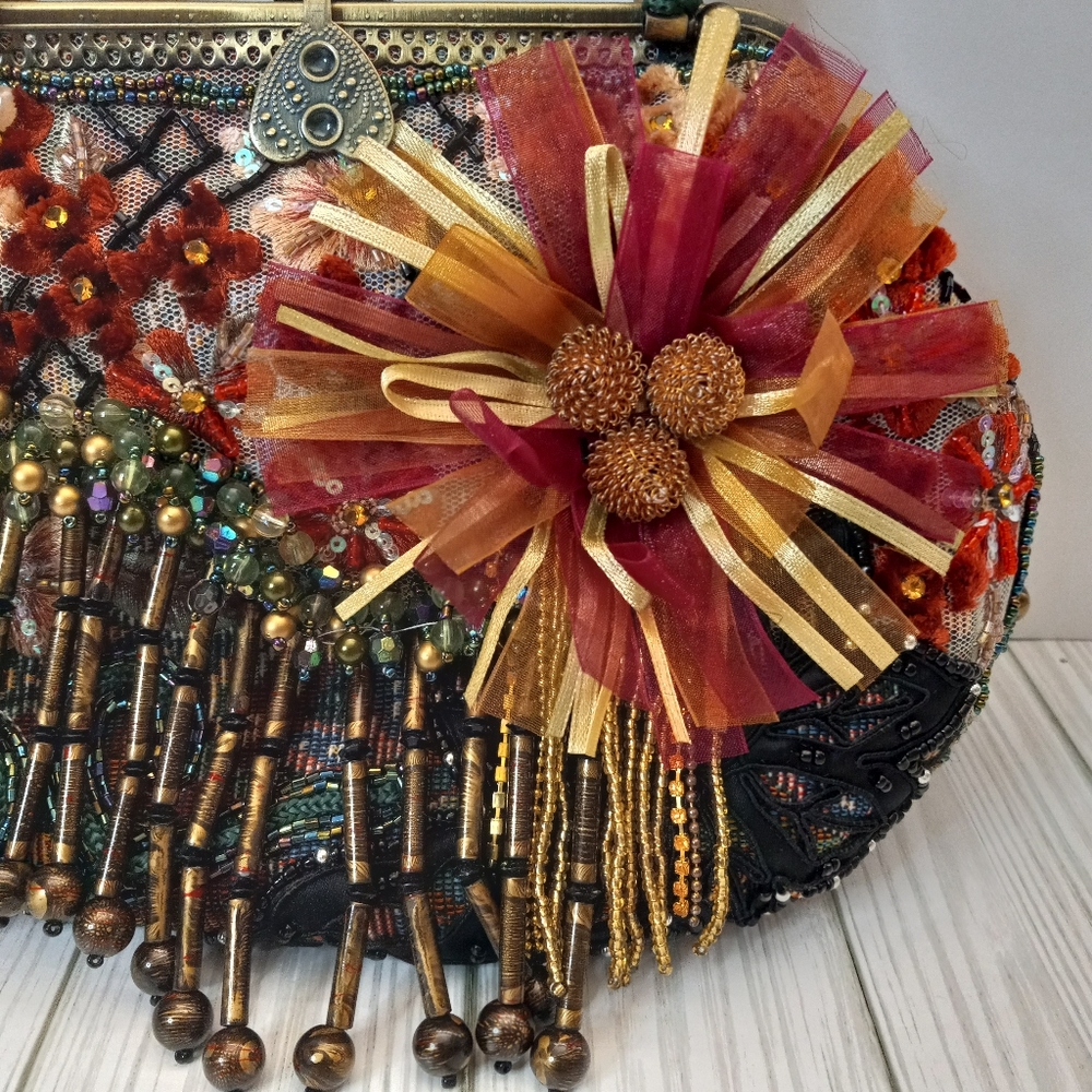 Vintage Chico’s Dahlia Ornate Kaleidescope Beaded Sequin Tapestry Handbag - Picture 3 of 13